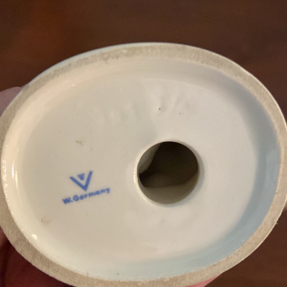 Vintage Hummel Apple Tree Girl - Picture 6 of 8